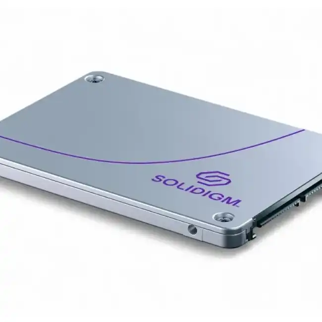 Внутренний жесткий диск Solidigm D3-S4620 SSDSC2KG019TZ1Z (SSD (твердотельные), 1.92 ТБ, 2.5 дюйма, SATA)