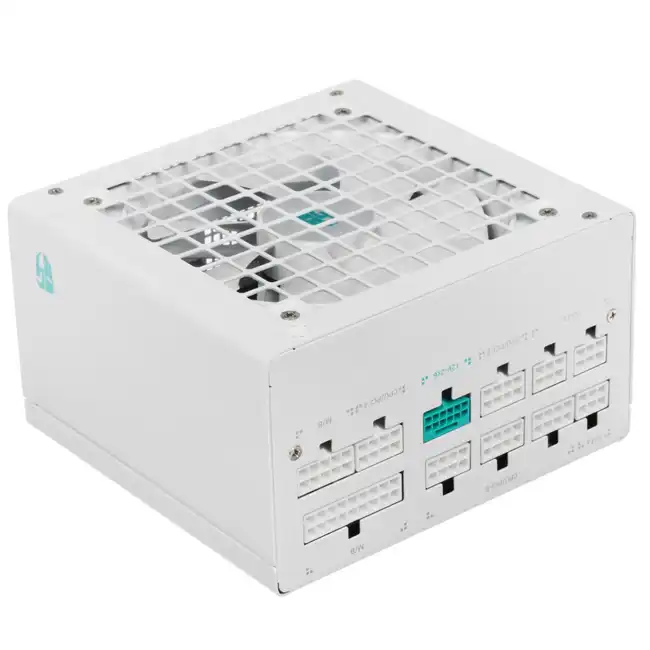 Блок питания Deepcool GAMERSTORM PN750M WH R-PN750M-FC0W-WGEU_1 (750 Вт)