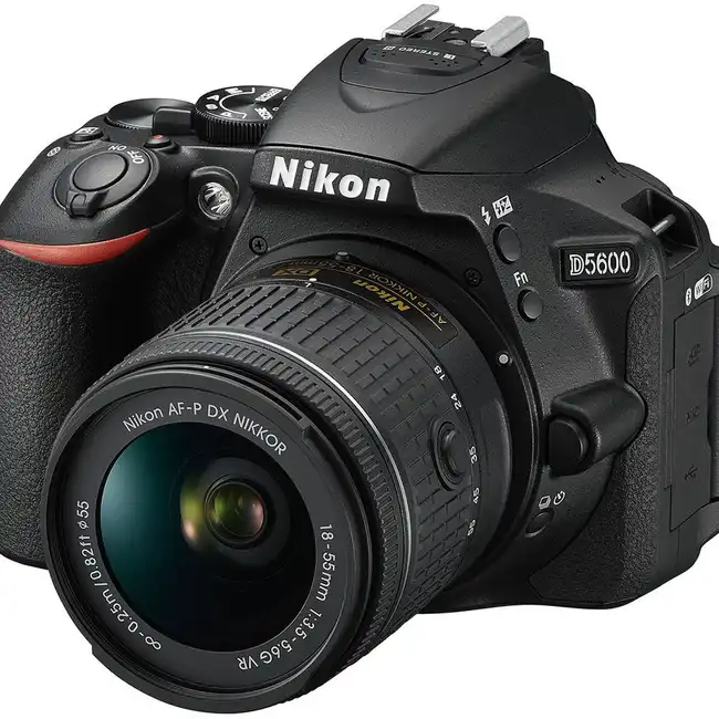 Фотоаппарат Nikon D5600 Kit 18-55VR AF-P VBA500K001