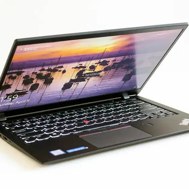 Ноутбук Lenovo ThinkPad X1 Carbon 5rd gen 20HR002GRT (14 ", FHD 1920x1080 (16:9), Core i7, 8 Гб, SSD, 512 ГБ)