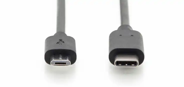 Разъем USB Type-C симметричный, отличие от обычного USB