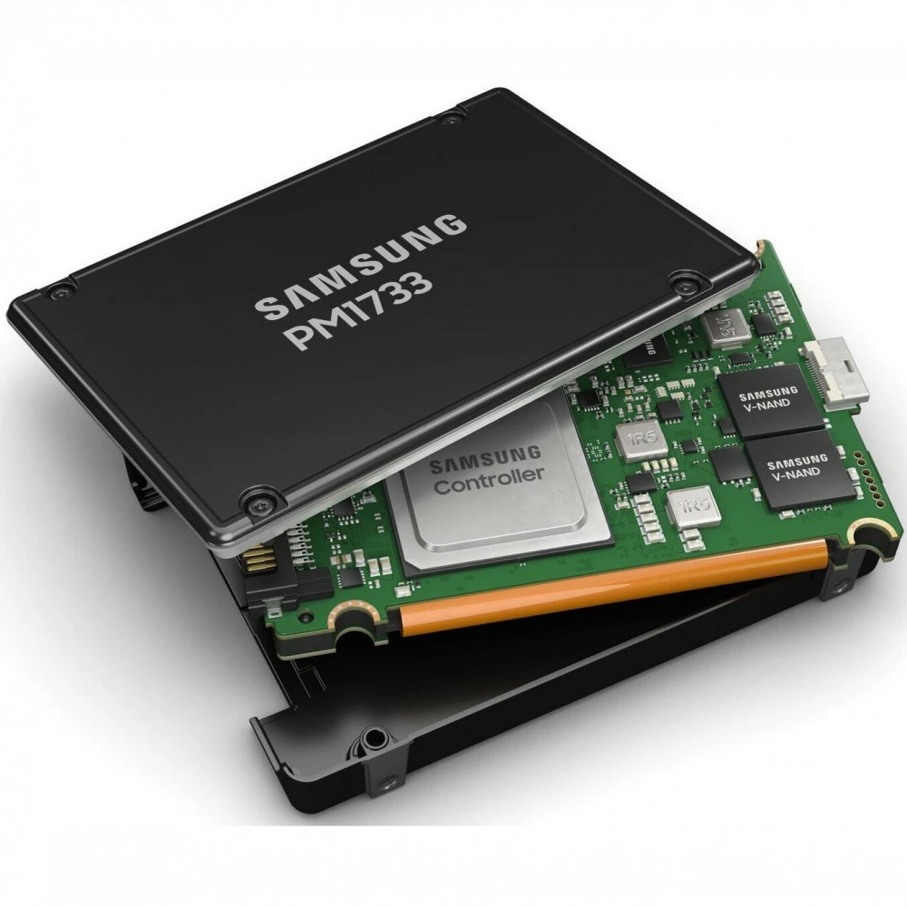 Серверный жесткий диск Samsung PM1733 MZWLR7T6HALA-00007 2,5 SFF, 7.68 ТБ, PCIe