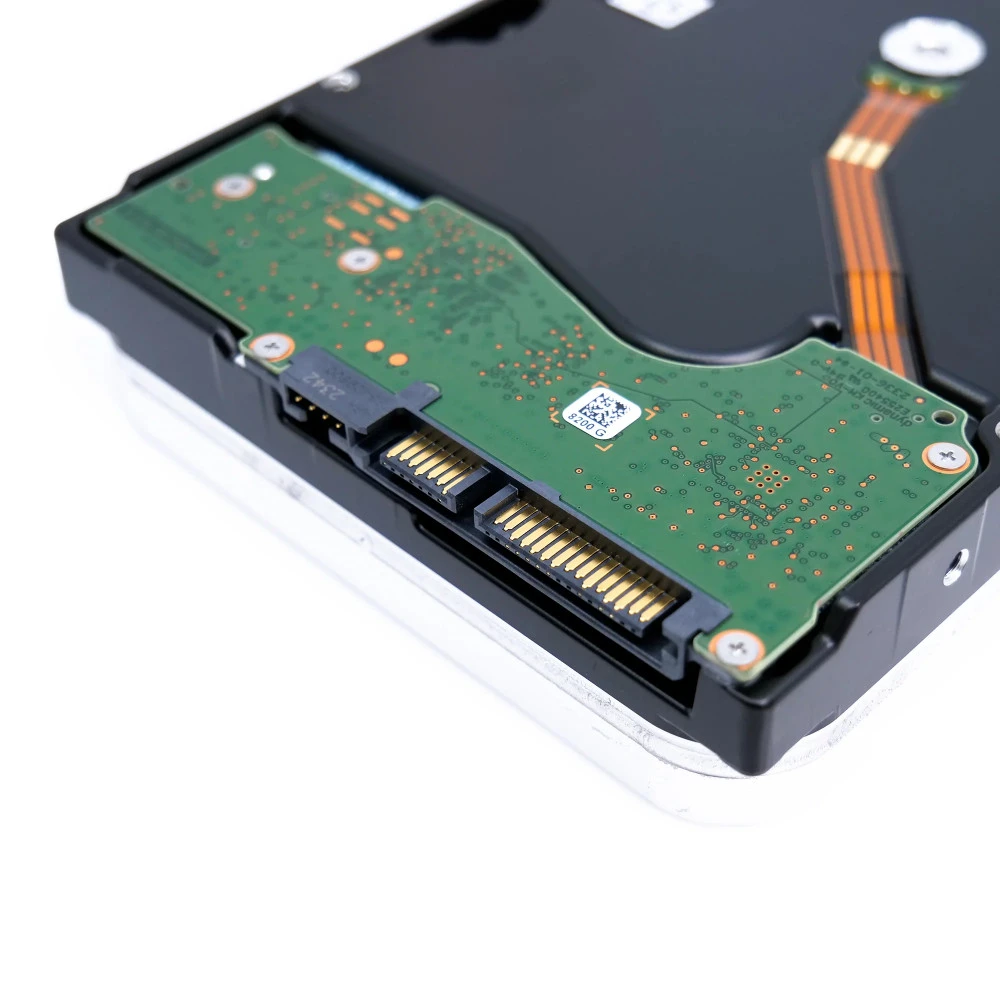 Серверный жесткий диск Seagate Exos X26 (ST26000NM000C-FR) 3,5 LFF, 26 ТБ, SATA