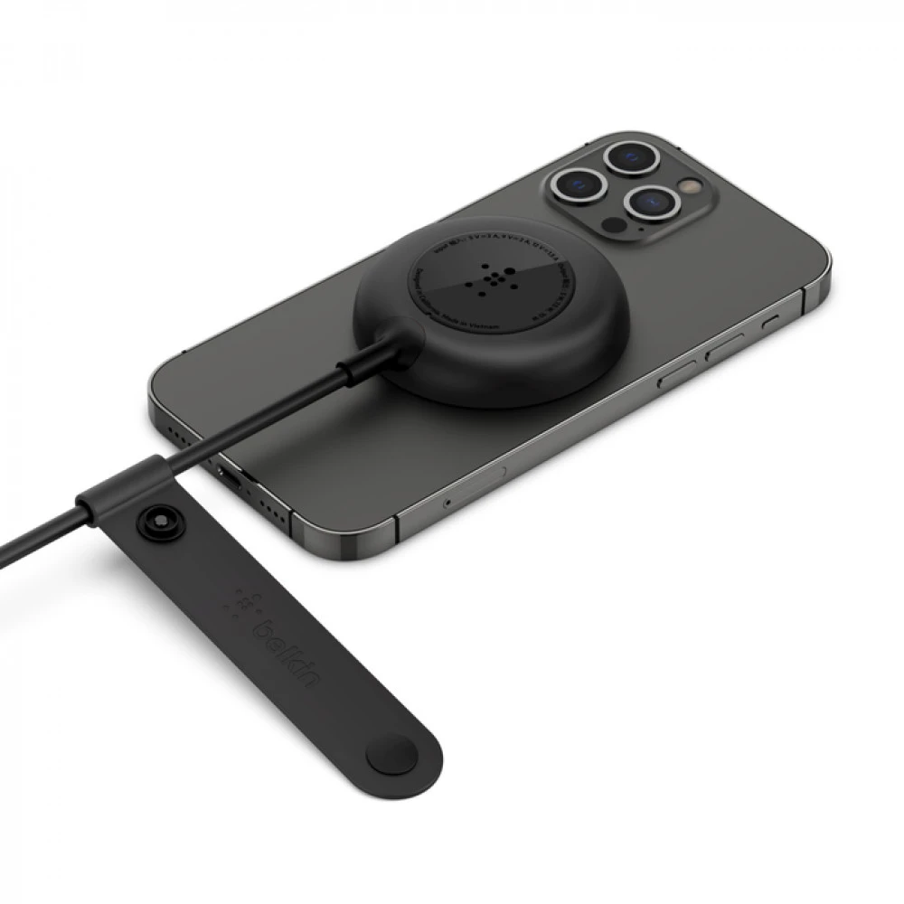 Belkin Magnetic Portable iPhone Wireless Charger WIA005BTBK 7.5