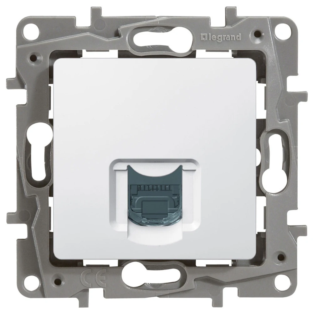 Сетевая розетка Legrand 672253