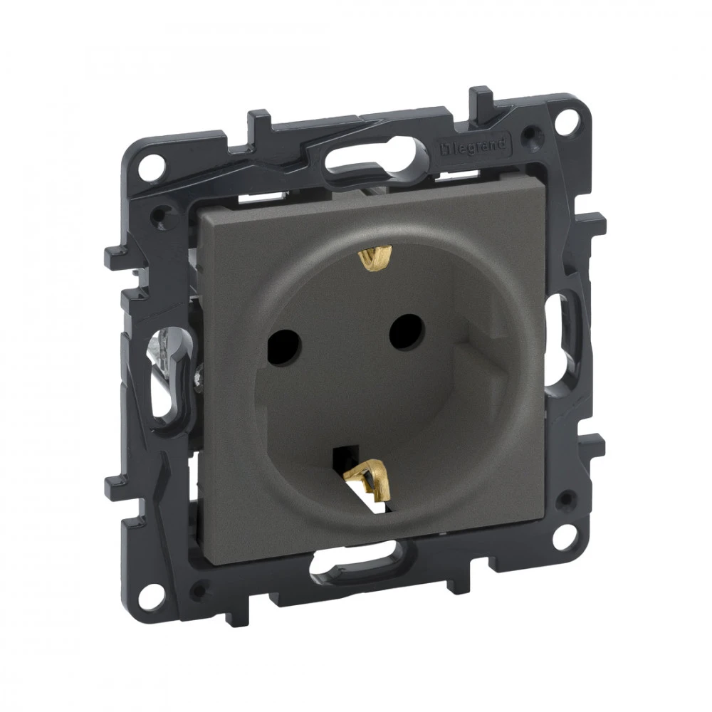 Розетка Legrand Розетка 2К+З Niloe Step 16А 250 В винт. клеммы Сталь 863421