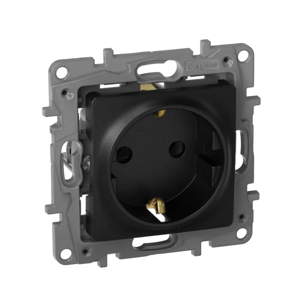 Розетка Legrand Розетка 2К+З Niloe Step 16А 250 В с з/ш с крышкой IP44 авт. клеммы Чёрный 863523