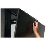 Серверный шкаф APC Шкаф NetShelter SX 42U, ширина 600 мм, глубина 1070 мм, черные боковые панели AR3100