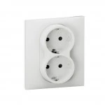 Розетка Legrand Suno 721126