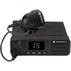 Стационарная рация Motorola DM4400 DM4400 403-470МГц (25Вт)