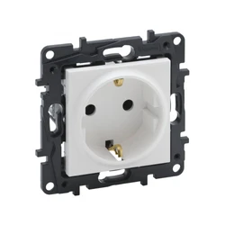 Розетка Legrand Розетка 2К+З Niloe Step 16А 250 В винт. клеммы Белый 863121