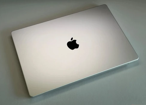 Apple MacBook Pro 16 2026 с M5 Max: мощность, экран и главные недостатки