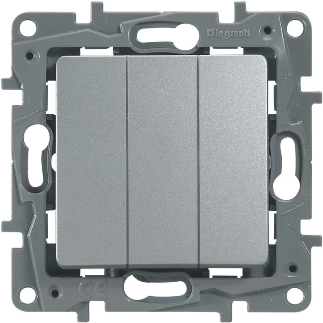 Legrand Etika 672413 выкл 3 кл. Алю