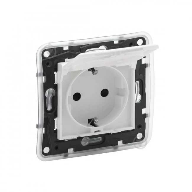 Розетка Legrand Розетка 2К+З Niloe Step 16А 250 В с з/ш с крышкой IP44 авт. клеммы Белый 863123