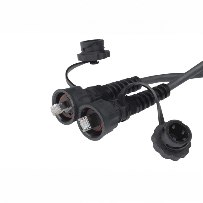 Патч-корд Hyperline PC-IE-LPM-STP-RJ45-RJ45-C5e-3M-BK