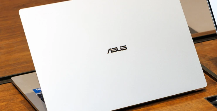 ASUS представила ExpertBook Air: OLED 120 Гц, Intel Wildcat Lake и вес 1,28 кг